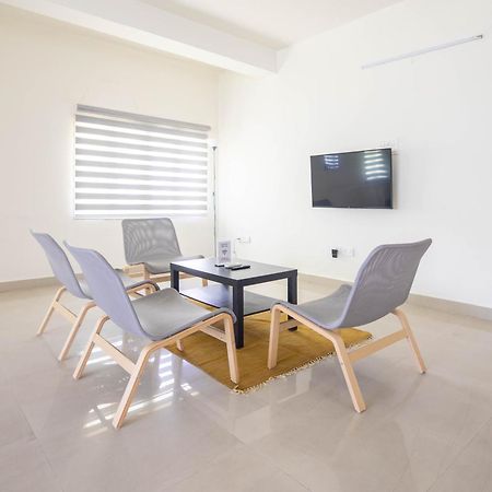 Neemtree Apartments Haiderabad Buitenkant foto